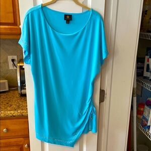Elegant Blue Turquoise Women's Top. Asymmetrical and Flowy. NWOT.